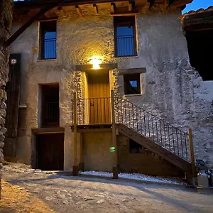 Сasa de vacaciones Turisme Rural Ca L'axai Casa 1, Pi